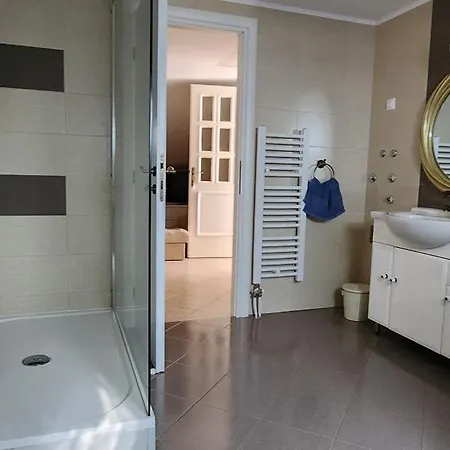 Suzana Apartment Novi Vinodolski
