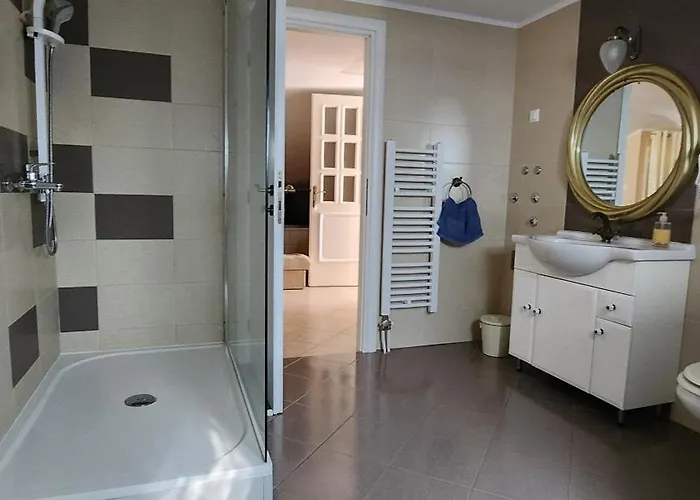 Suzana Lejlighed Novi Vinodolski